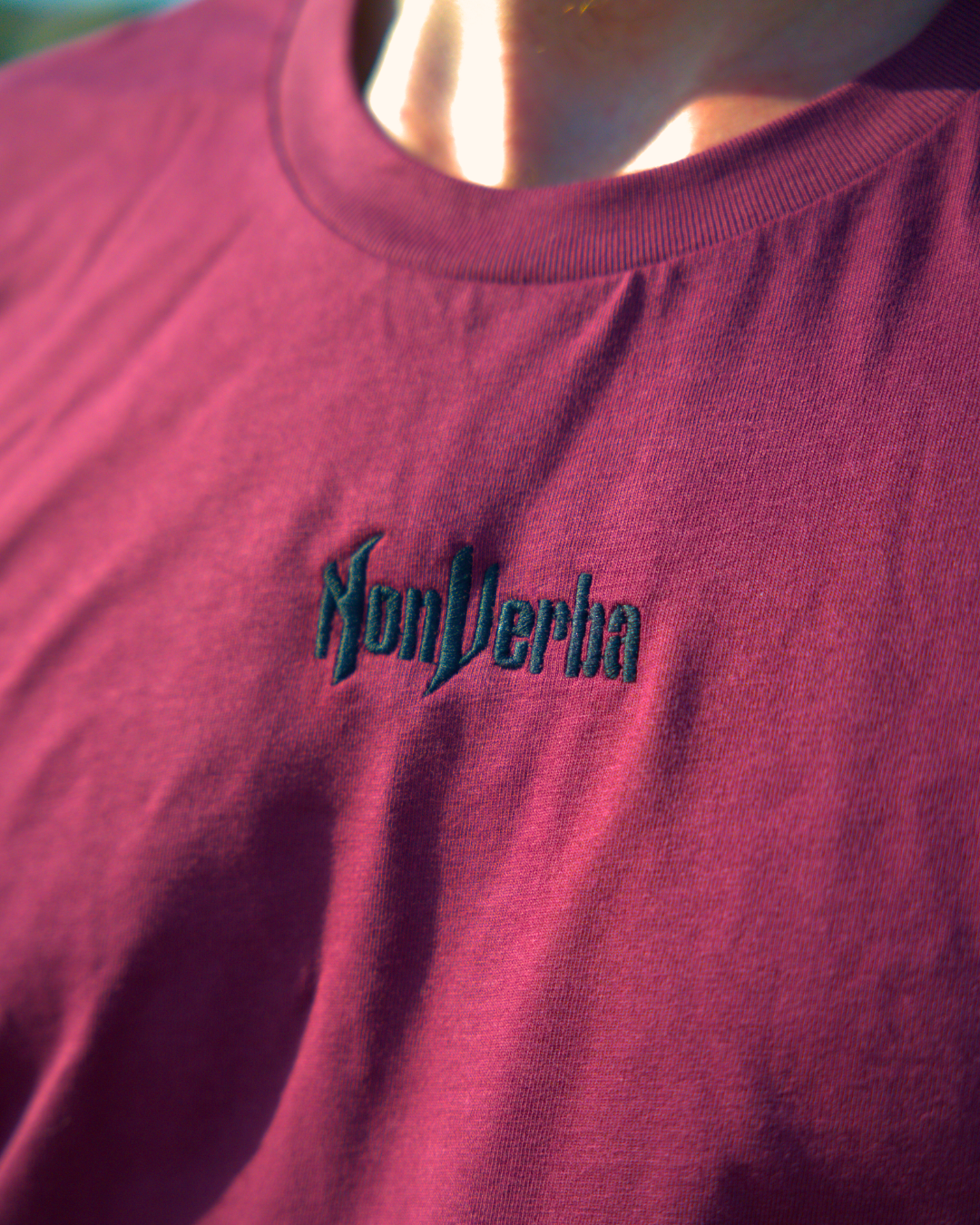 CAMISETA BLOODY SUMMER (detalles en gris)