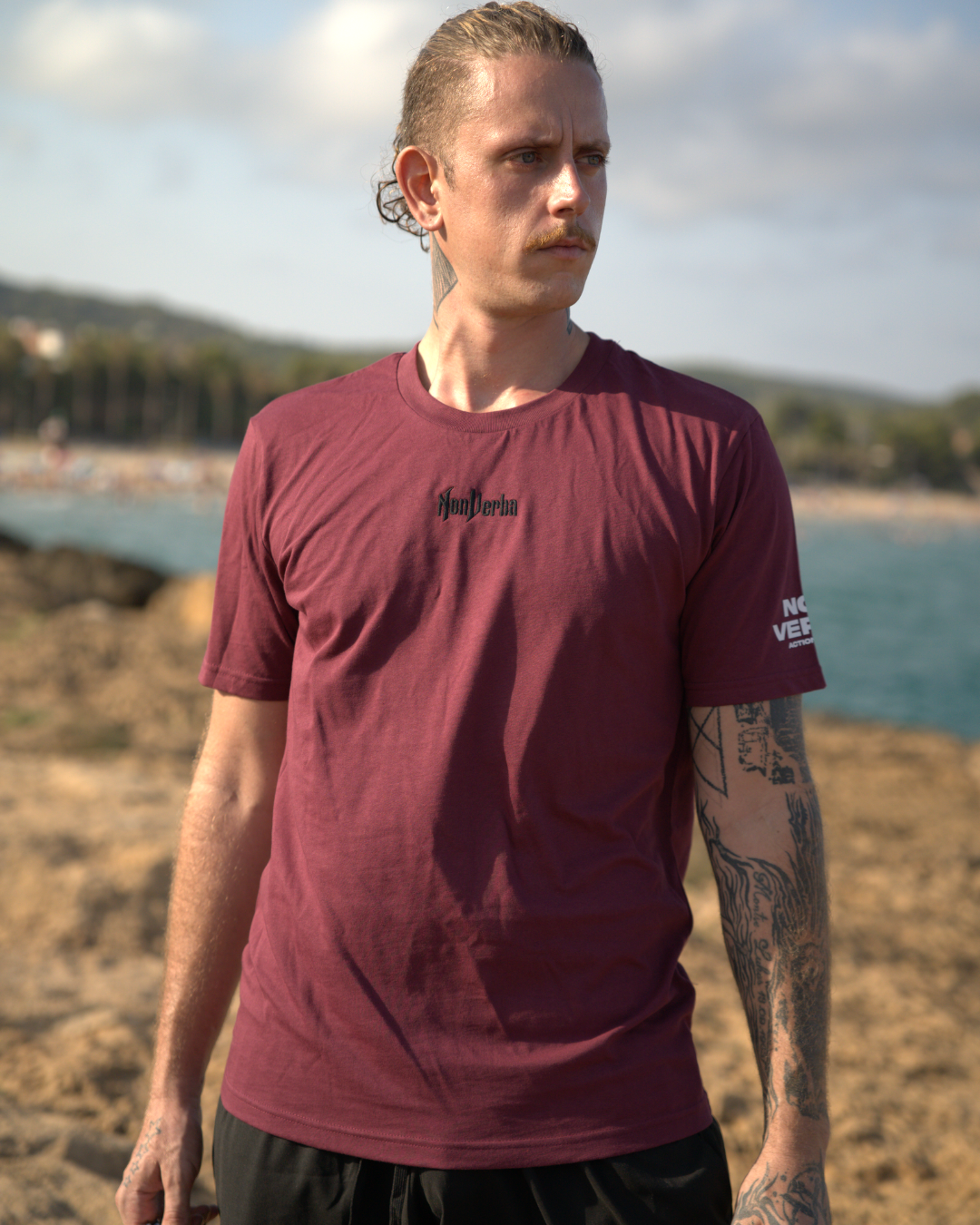 CAMISETA BLOODY SUMMER (detalles en gris)