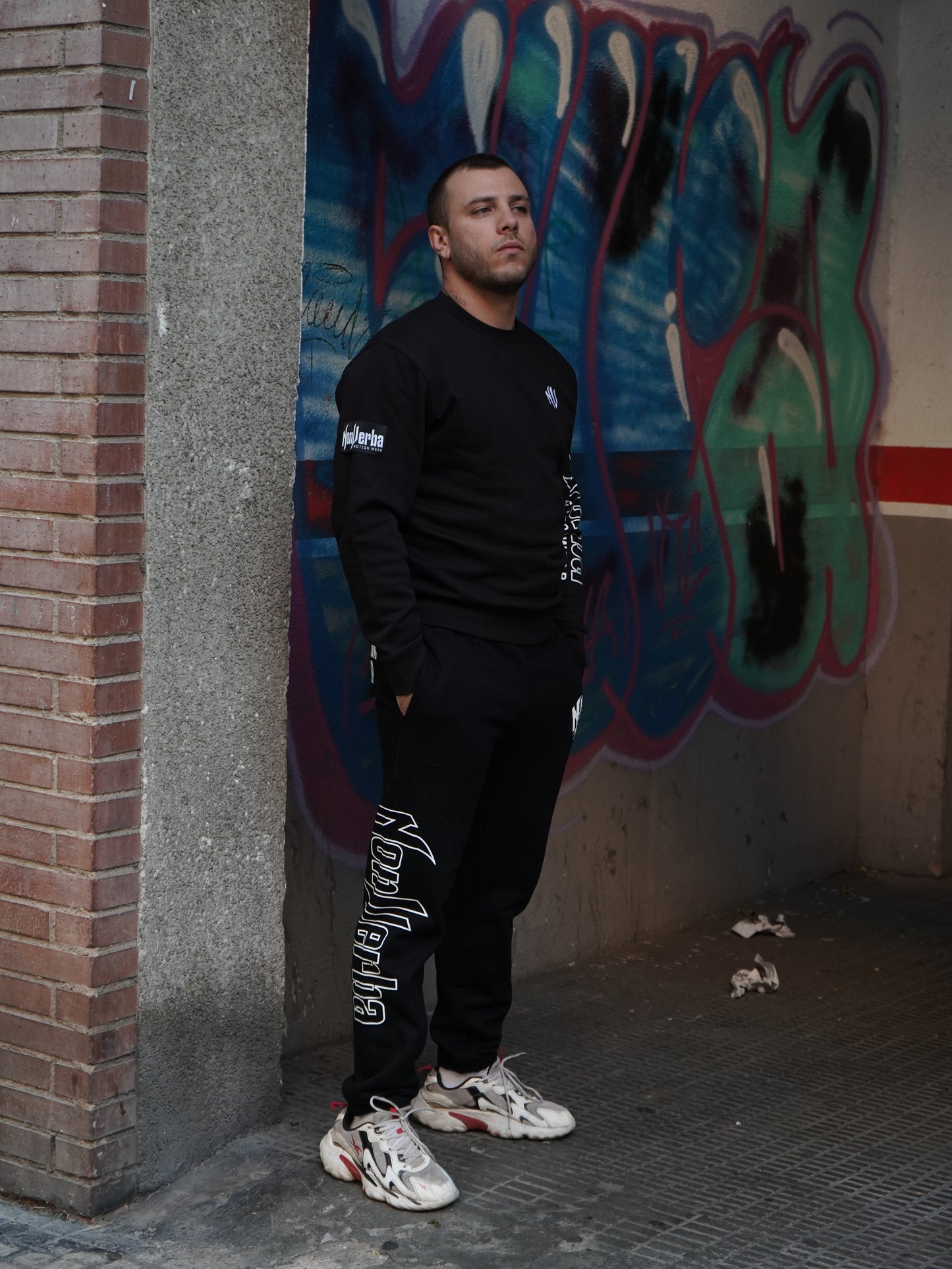 CONJUNTO "CASUAL" NEGRO