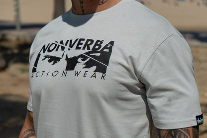 CAMISETA "INTERNATIONAL LANGUAGE" GRIS CLARO