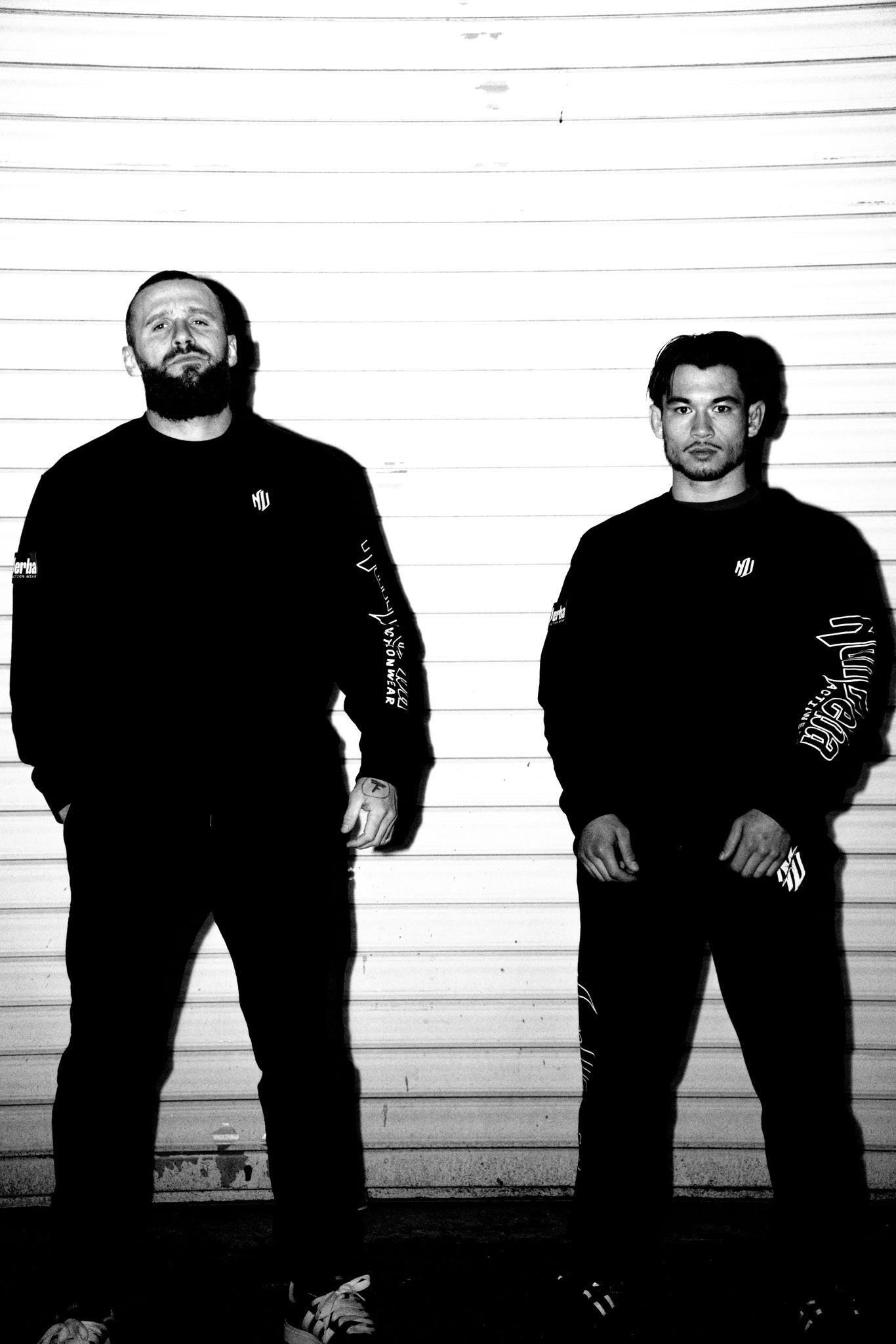 SUDADERA "CASUAL 2.0" NEGRA